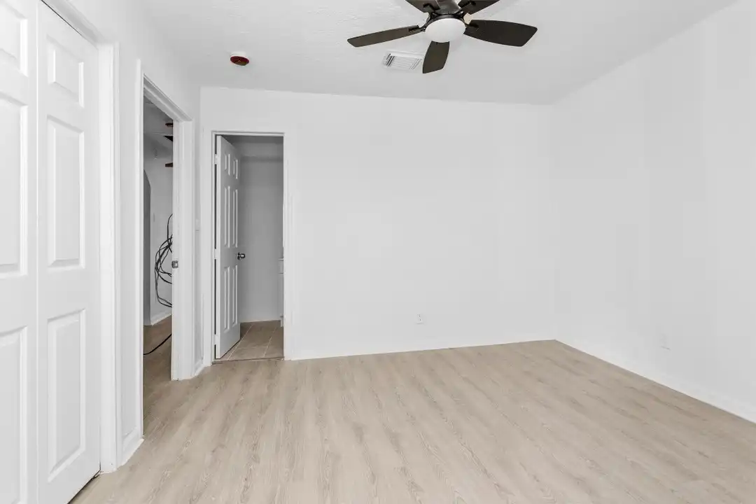 Apartment in Houston, Harris - View 3