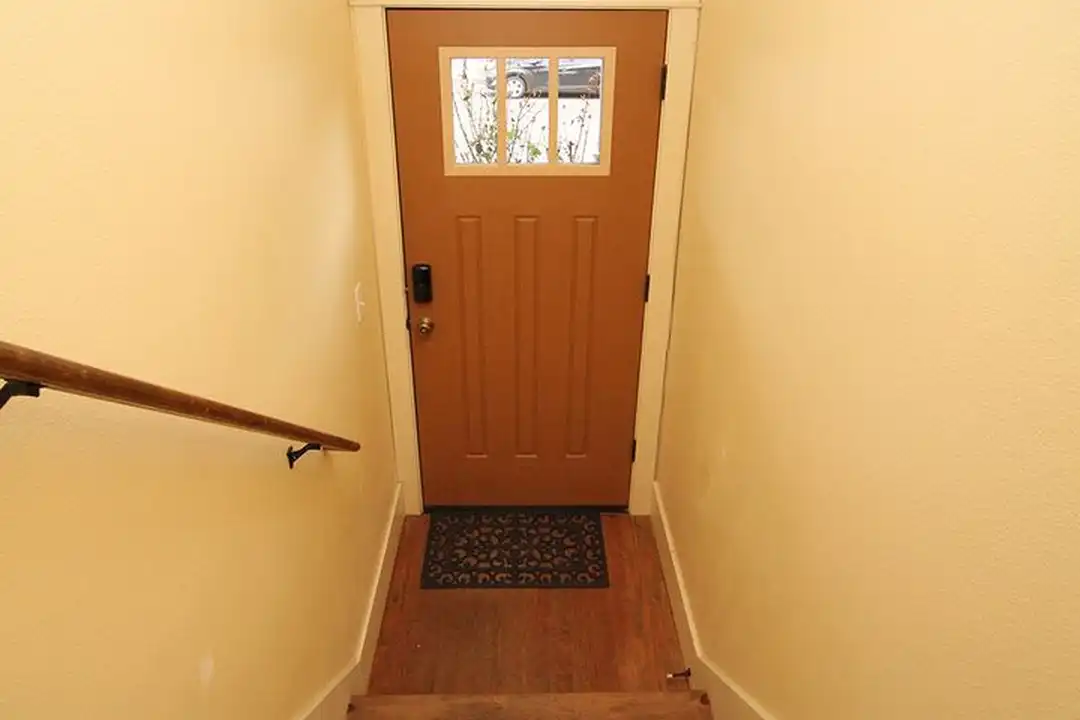Apartment in Portland - View 5
