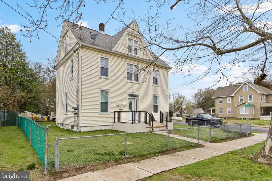 638 Pennsylvania Ave unit UNIT 2 - View 4
