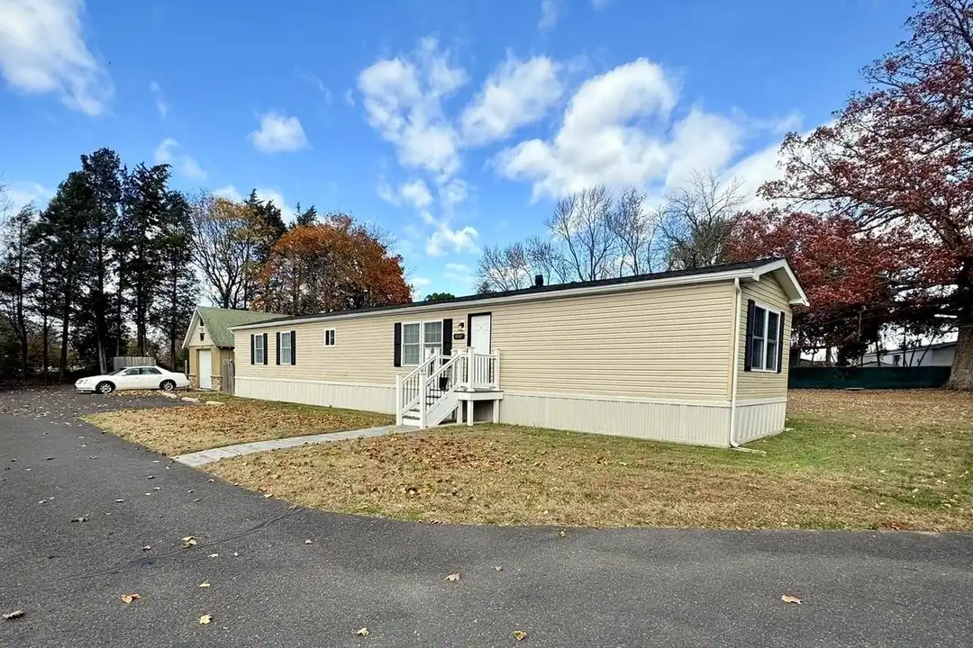 1616 N Main St - View 3