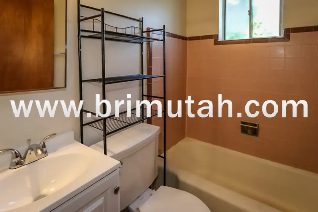 Apartment in Salt Lake City, East Central, Salt Lake - View 2