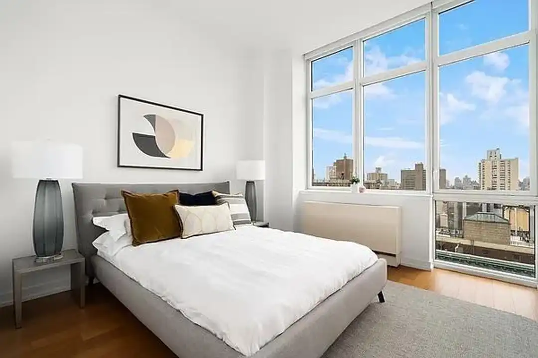 250 W 93rd St unit PHD – pohled 5