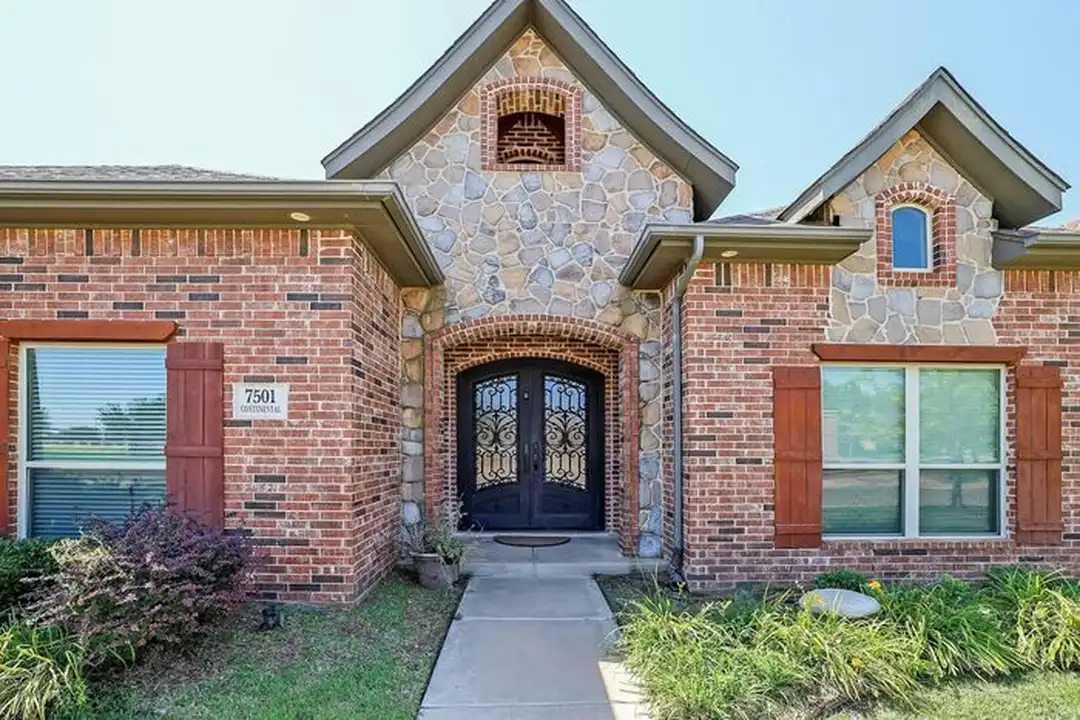 7501 Continental Parkway - View 2