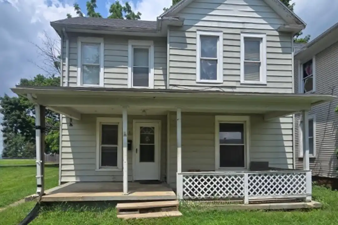520 E Rose St – photo 1 of 16