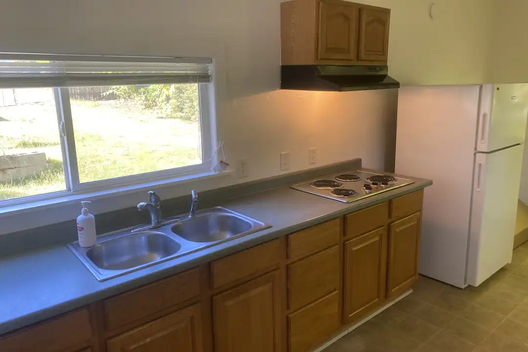 1322 S Montesano St unit 2ADU - View 6