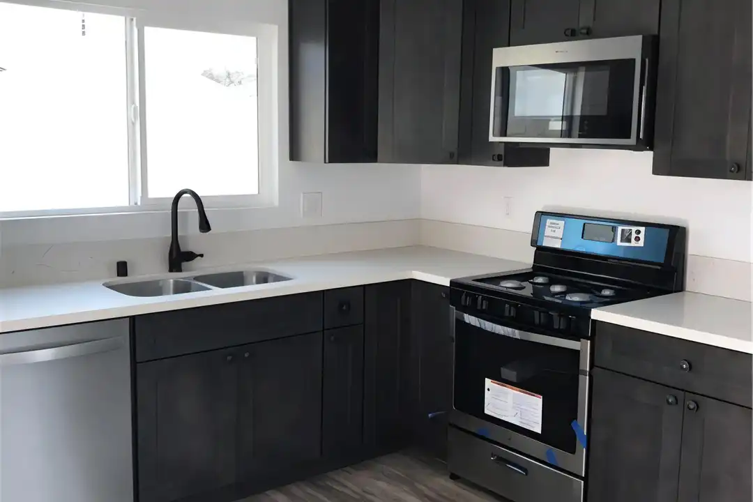 22633 S Figueroa St - View 2