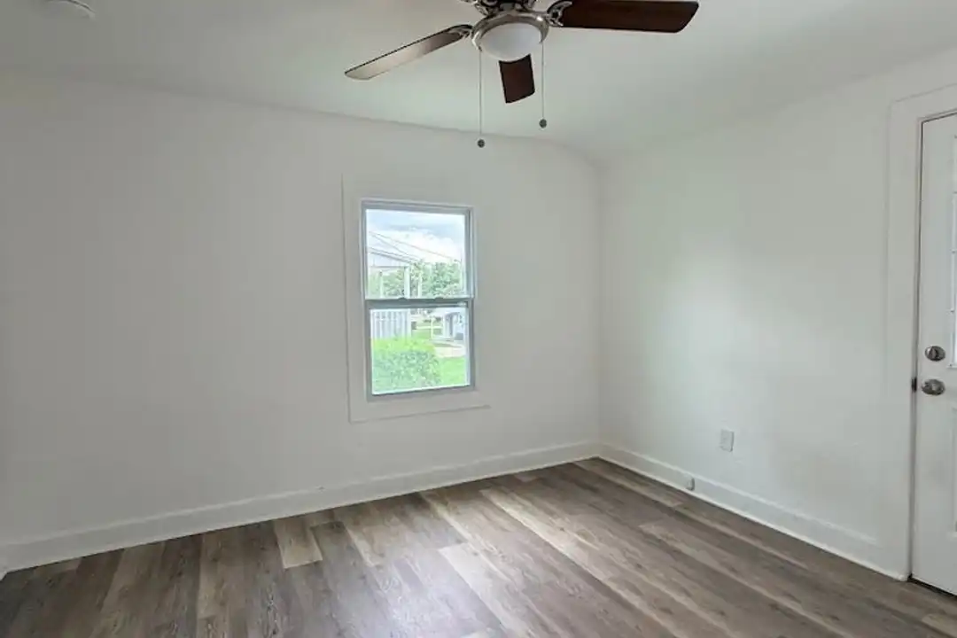 4 S 12th St unit 4 - View 4