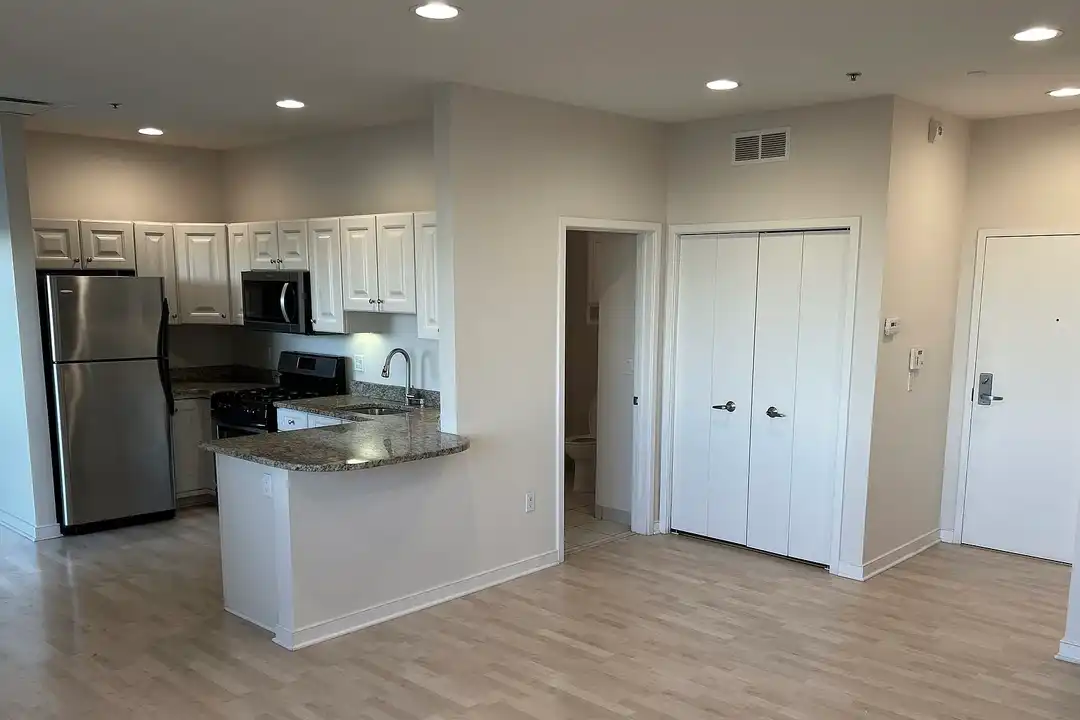 Severance Place Condominiums – photo 1