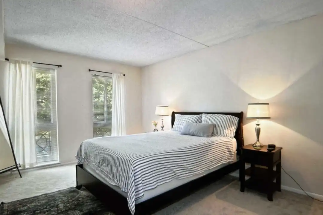 11815 Breton Ct - View 6
