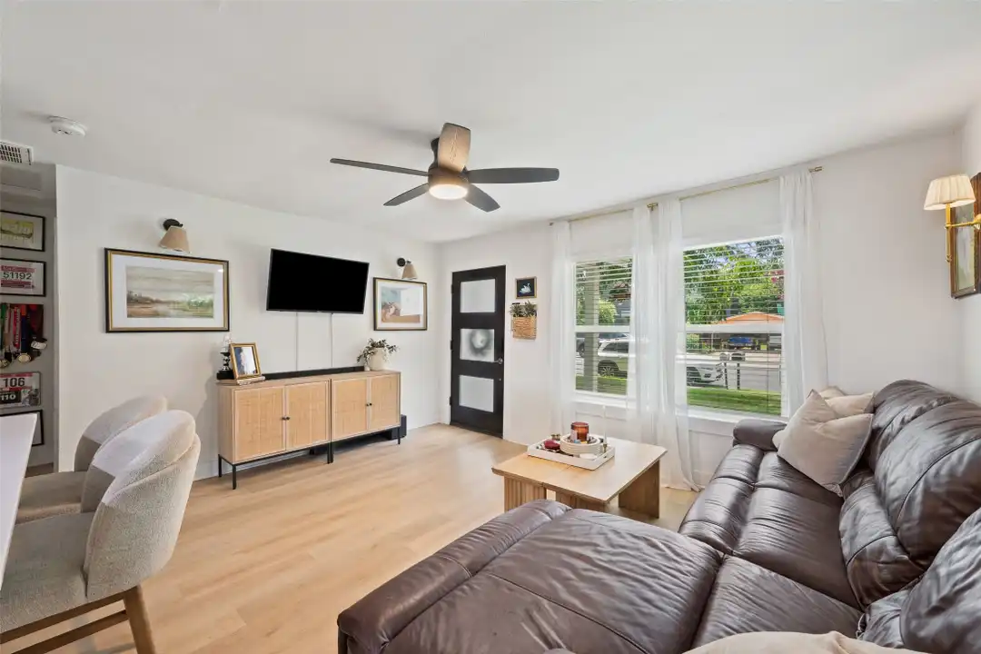 1103 Brass St unit A - View 5