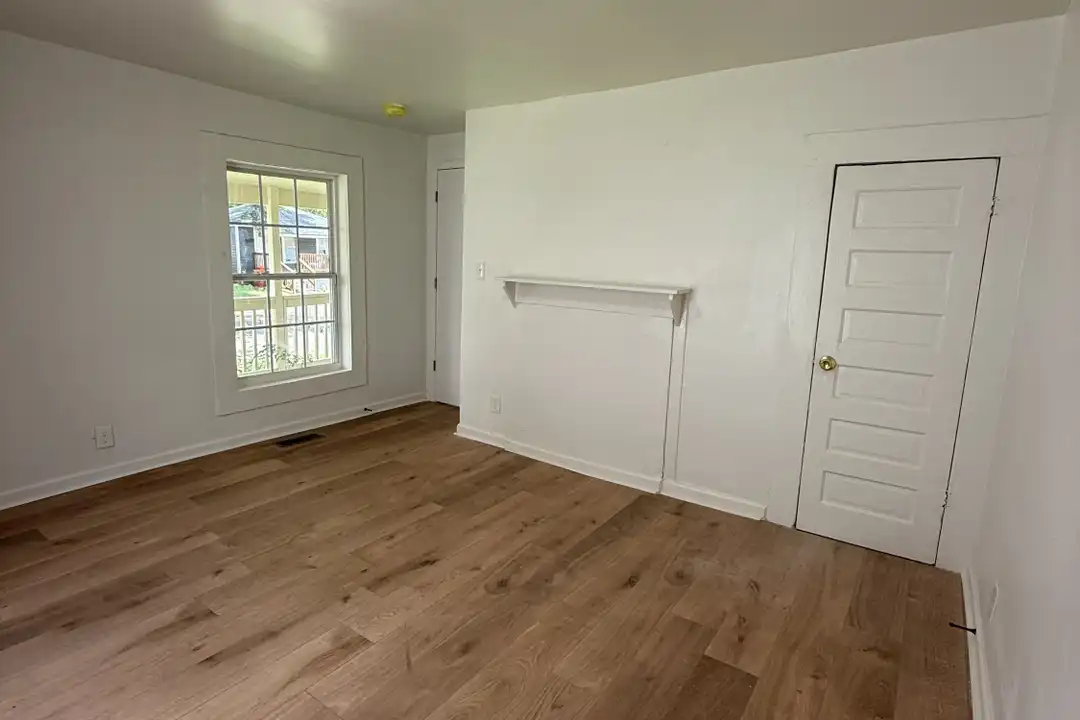 310 Gamma St S - View 2