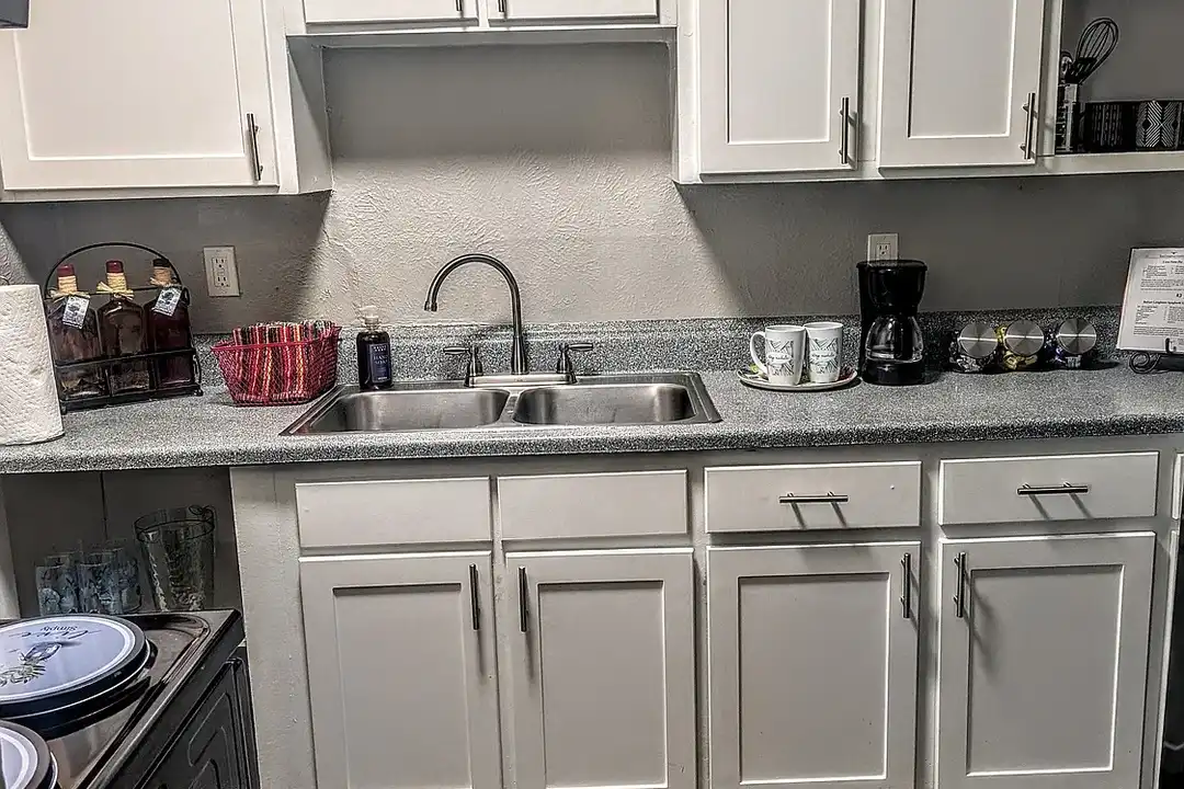 Modern Waco Living Zero Deposit Apartments Near Baylor, 1800 Waco – photo 1