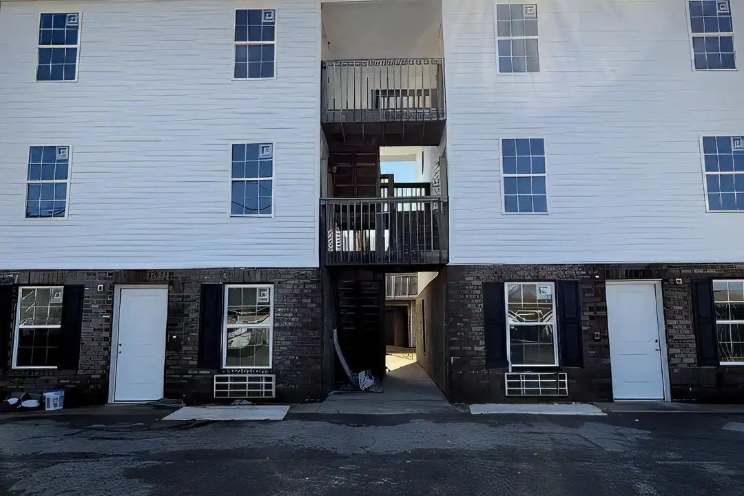 200 Wilkinson St – photo 1