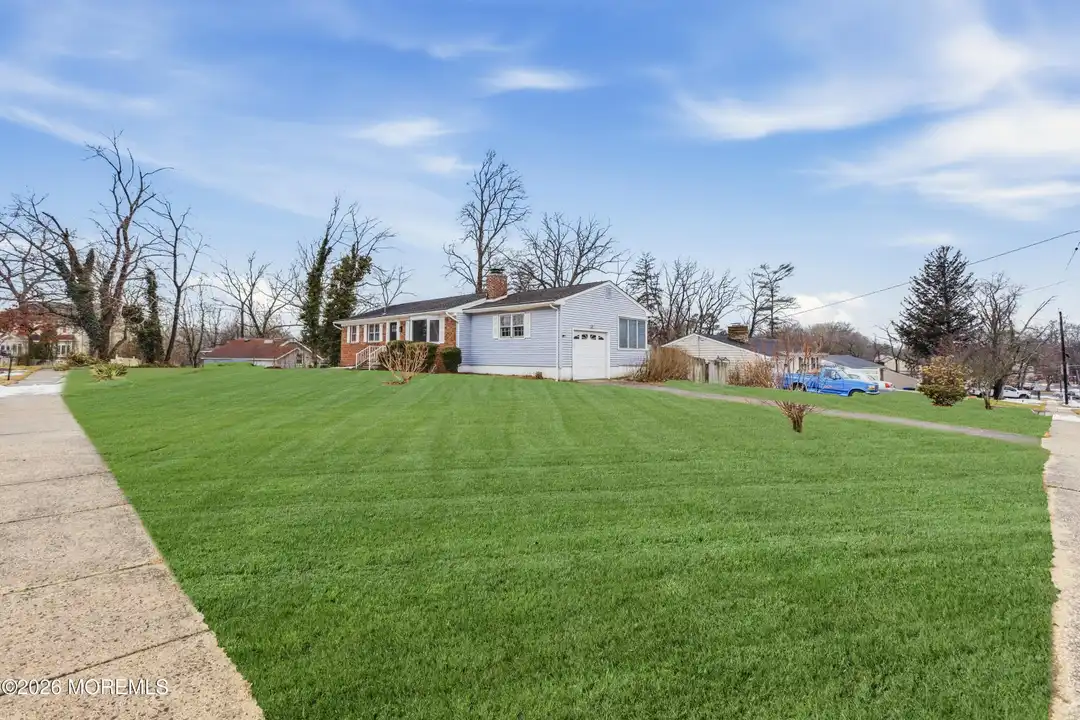 1041 Mulberry Pl - View 4