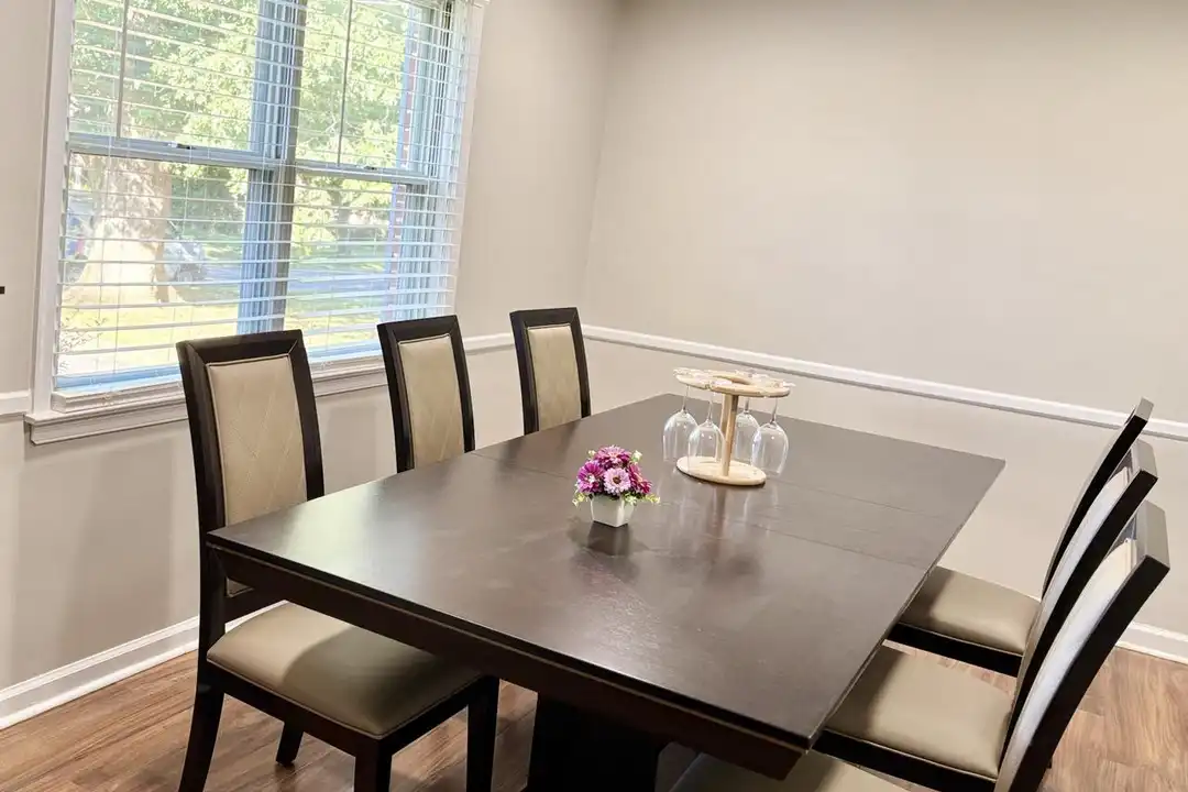 632 Dutton Cir - View 3