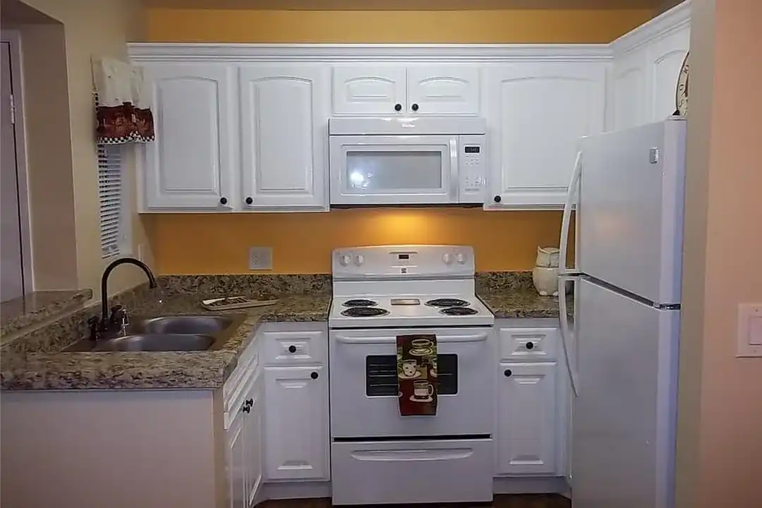 Citrus Gardens Apartments - More