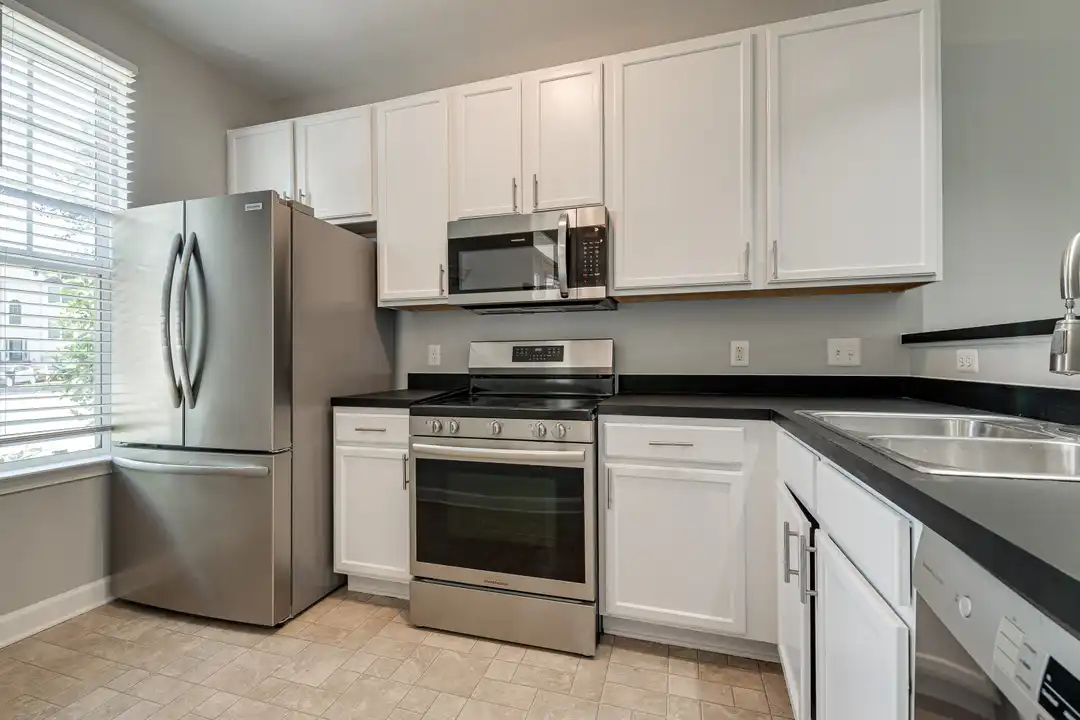 2762 Avalon Loop Rd - View 3