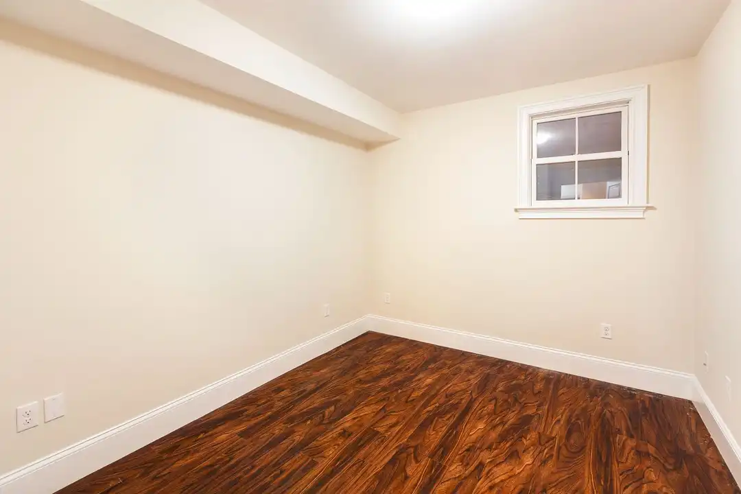 1912 Washington St - View 3