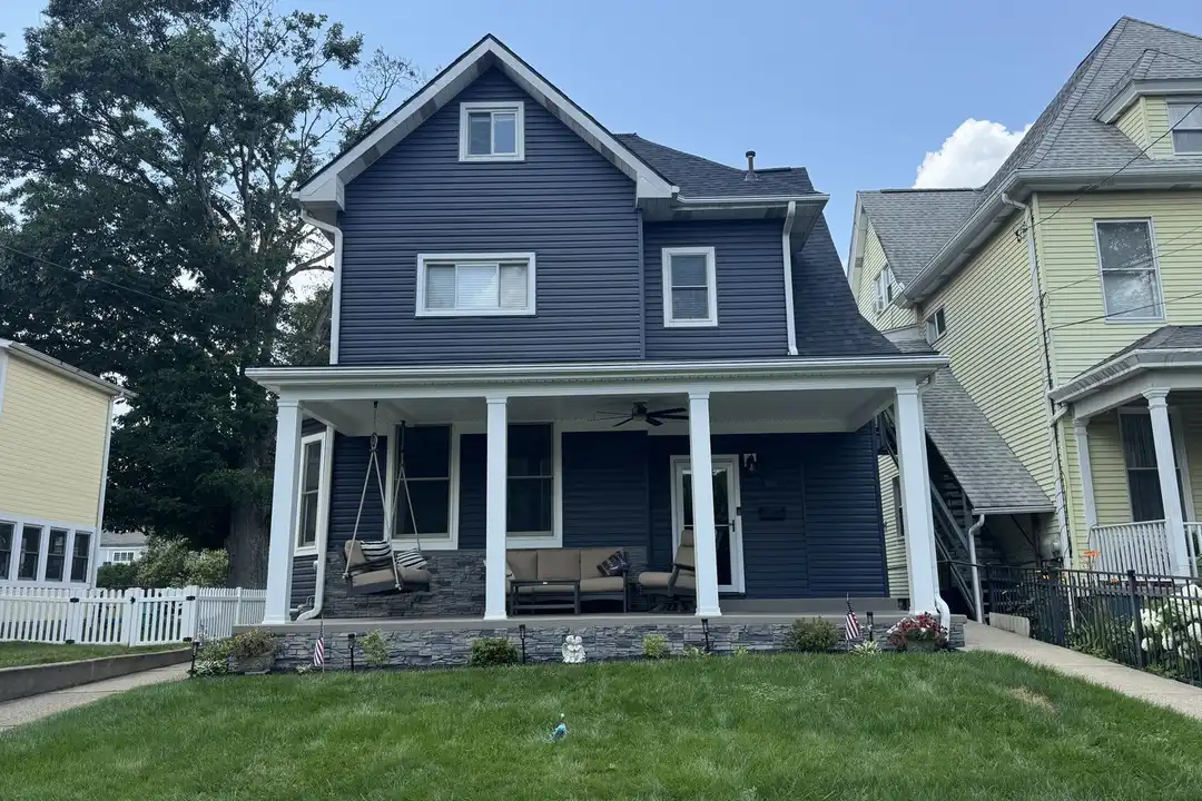 311 Chestnut St – photo 1 of 10