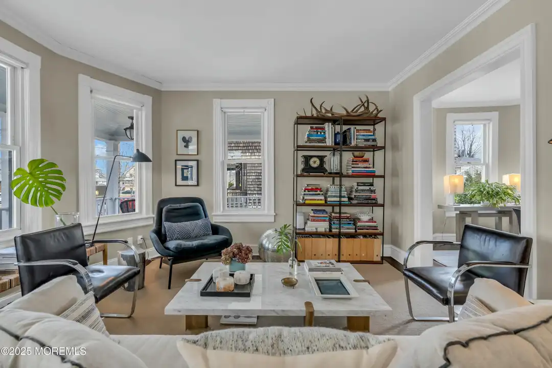 1108 4th Ave - View 2
