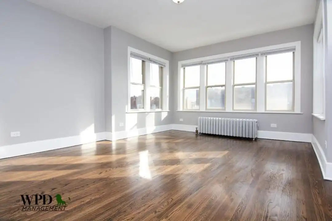 1642 W 81st St - View 2