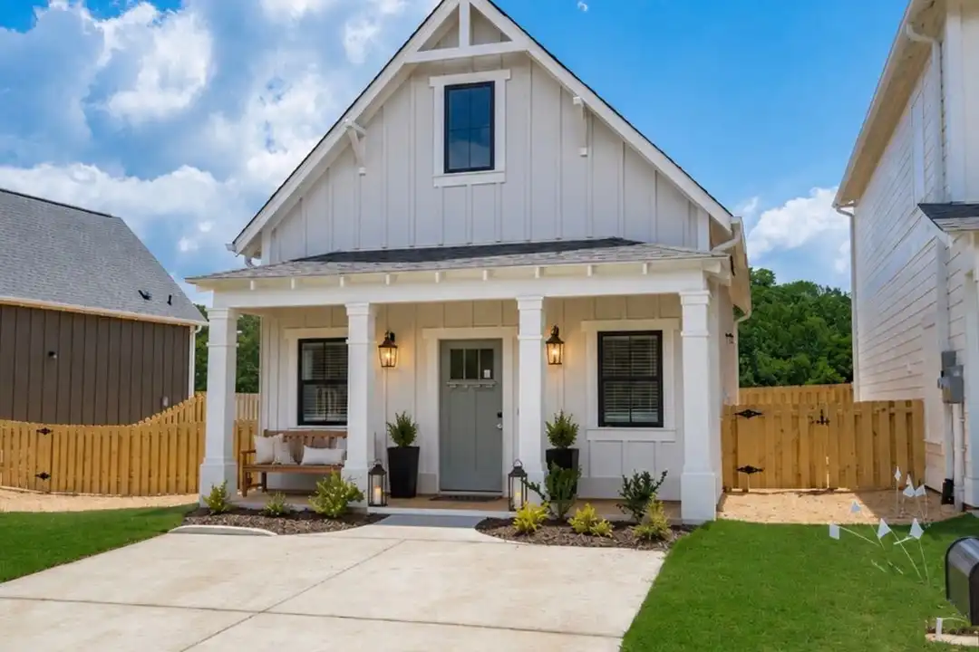 4239 Brevard Blvd – photo 1 of 19