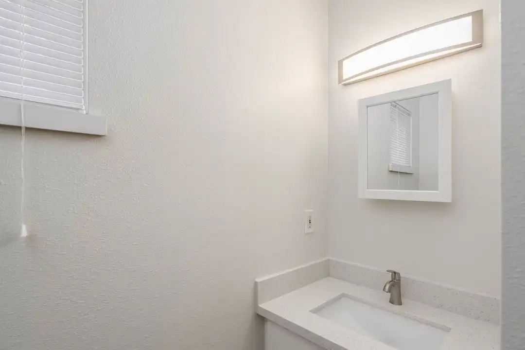 Apartment in Seattle - View 3