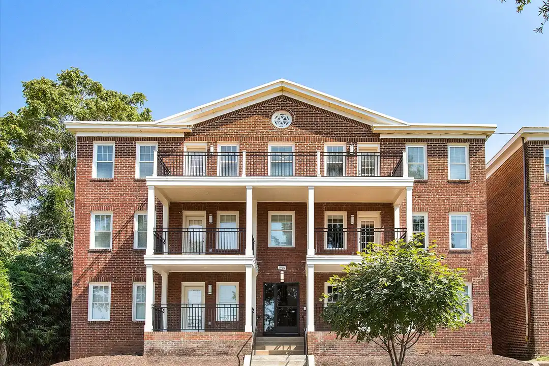 2902 Idlewood Ave unit 5 – photo 1