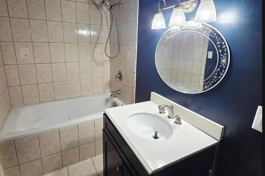 Apartment in Beltsville - View 4