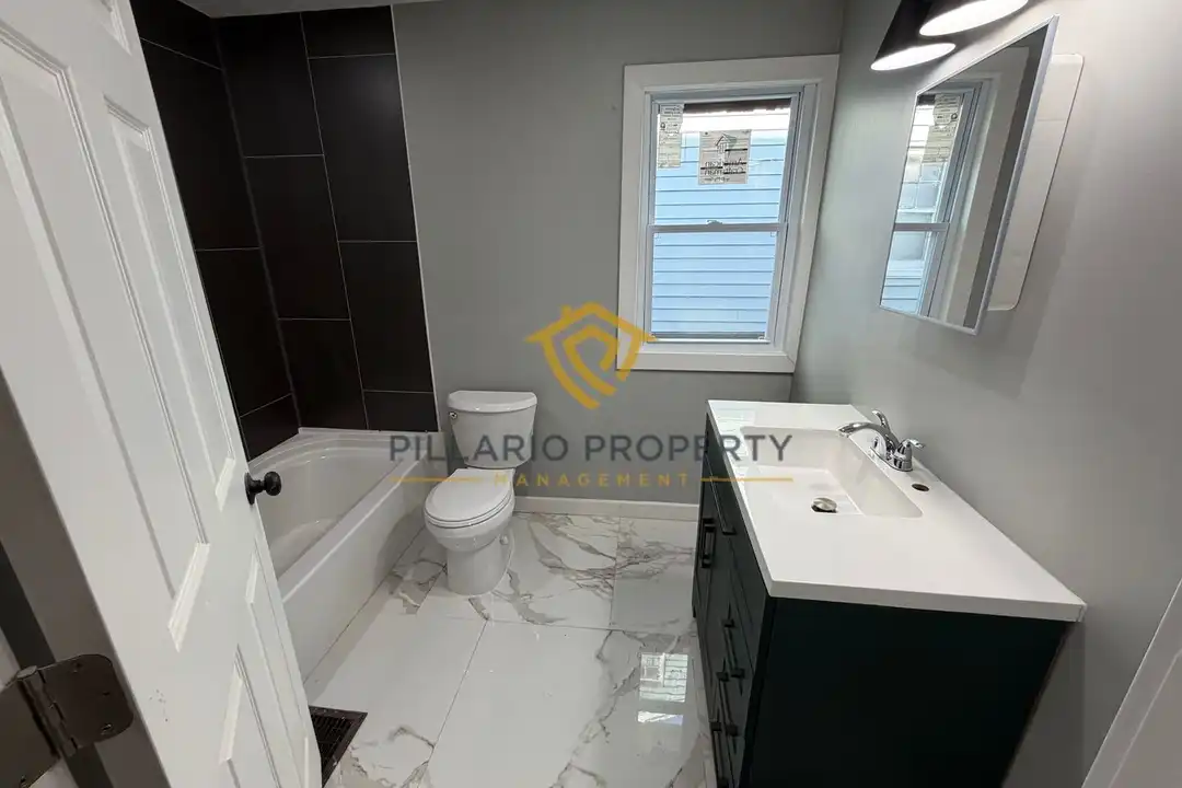 3906 Hoyt Ave - Vaizdas 5