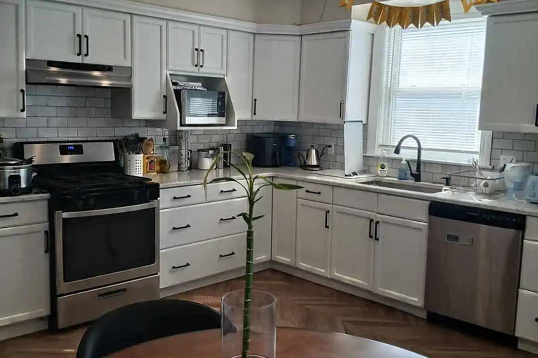 132 Thorndike St unit 2 – pohled 3