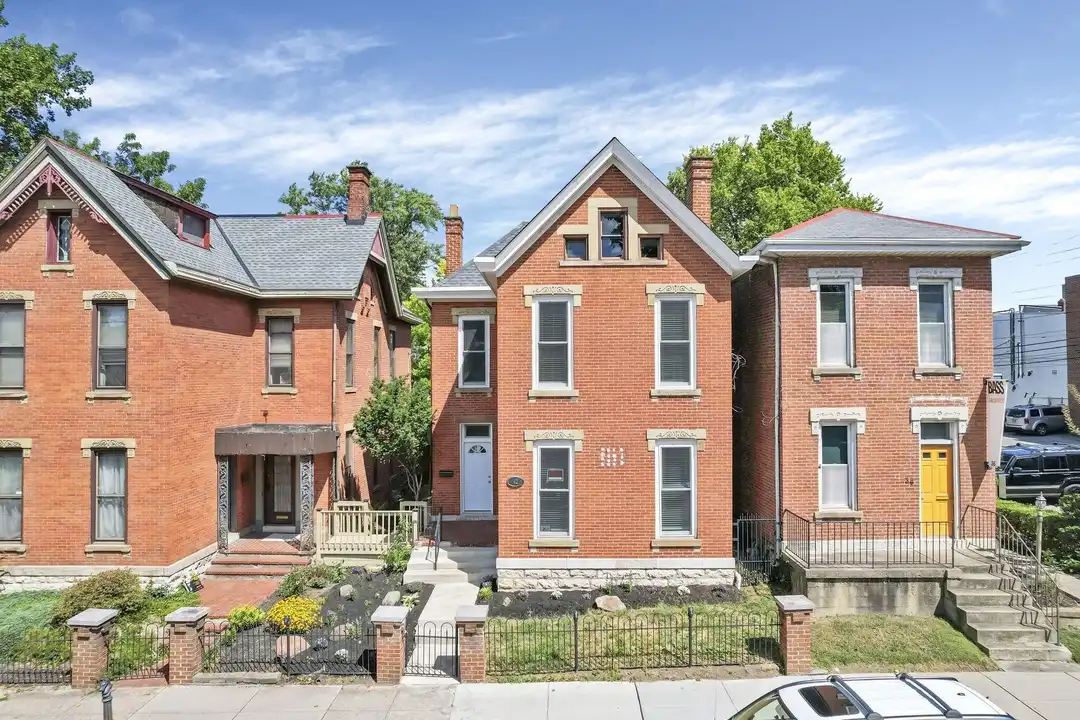 42 King Ave – photo 1
