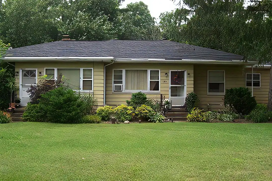799 McCauley Rd – photo 1 of 7