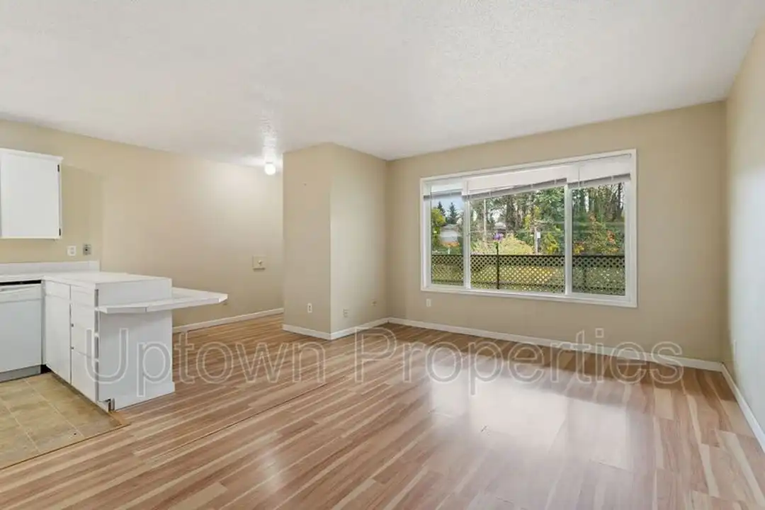 4633 SW Huber St unit 10 - Widok 4