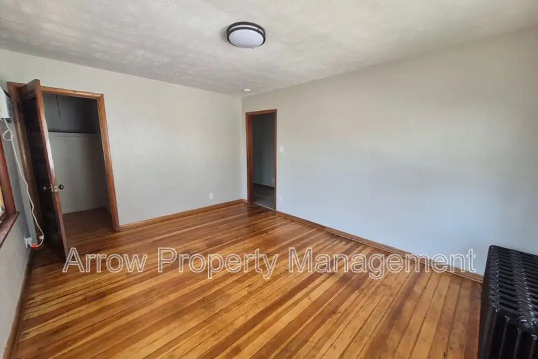 Apartment in Lincoln - More
