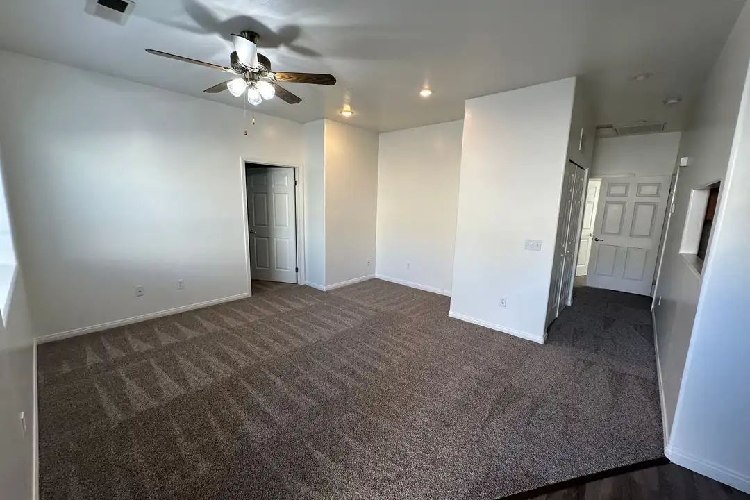 718 Orchid Dr unit 718 C - View 2