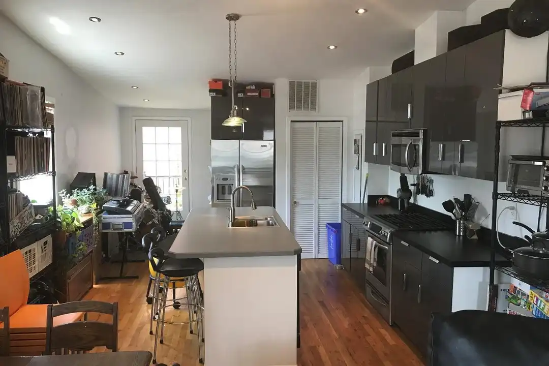 52 N 2nd St unit 3 - View 3
