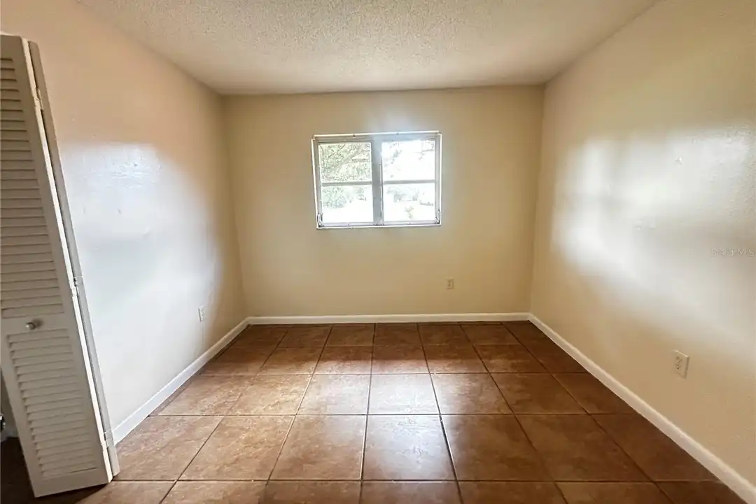 708 Bahia Cir - View 6