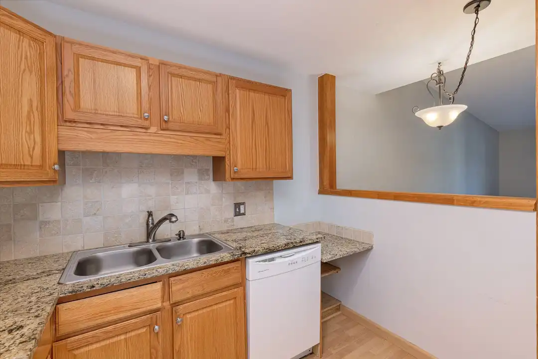 3022 S Wheeling Way - View 4