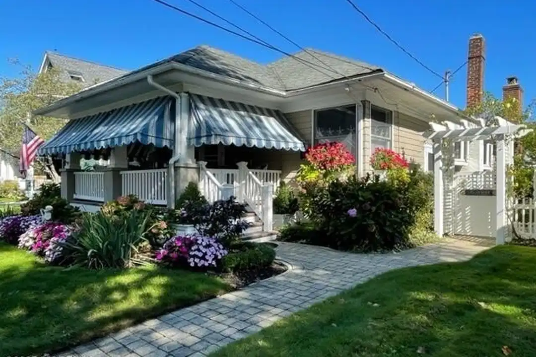 508 Passaic Ave - View 2