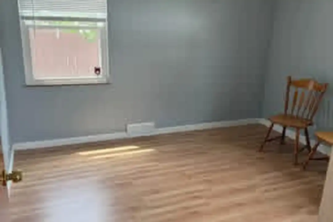 8410 Renwood Dr – photo 1