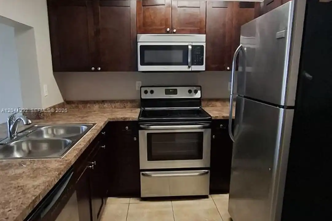 496 NW 165th St unit D612 - View 5