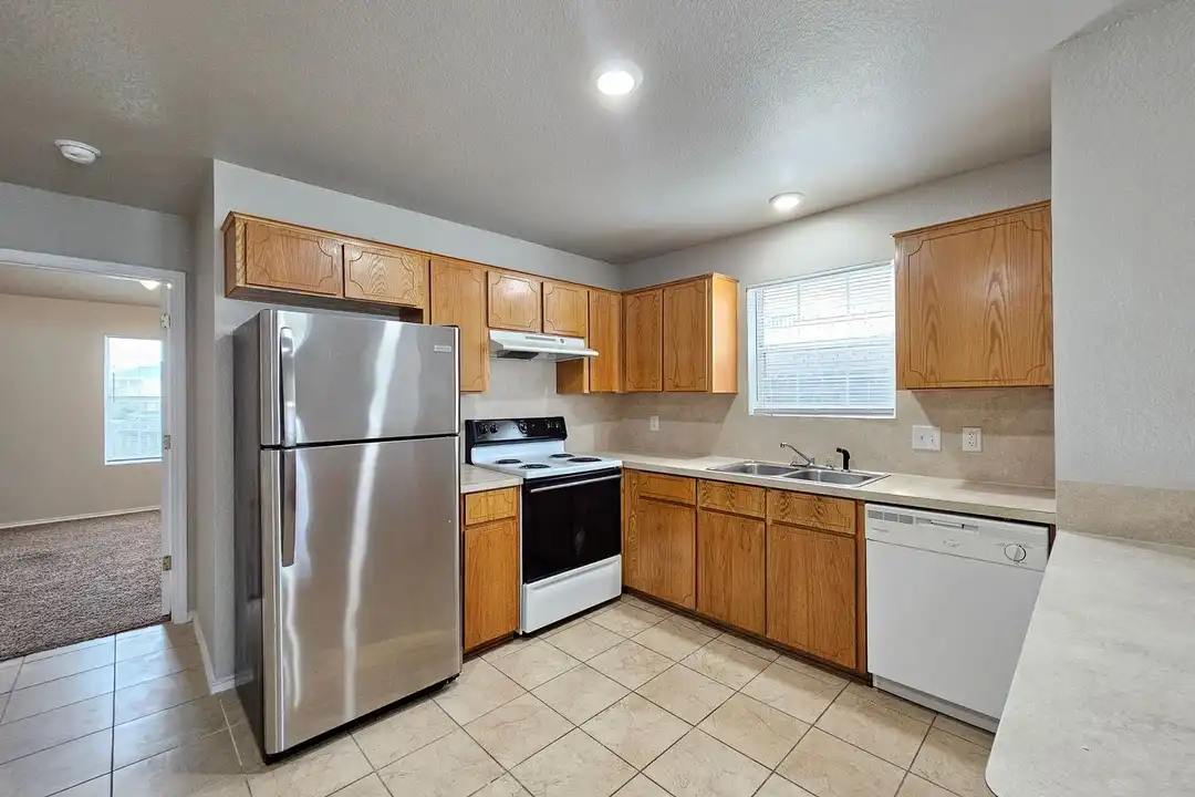 4005 Nadine Dr unit 4005 Nadine Drive - D - View 6