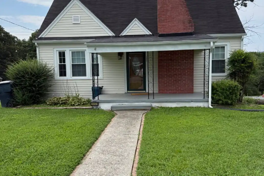 5002 Morwanda St NW – photo 1