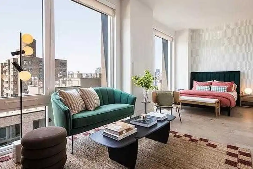 Apartment in New York, Lower East Side, Manhattan - View 2