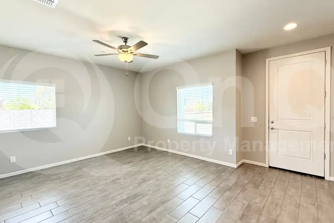 733 E Commonwealth Ave unit 24 - View 6
