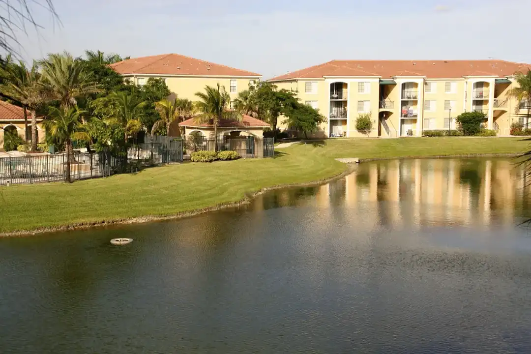 Vista Verde at Coconut Creek - View 4