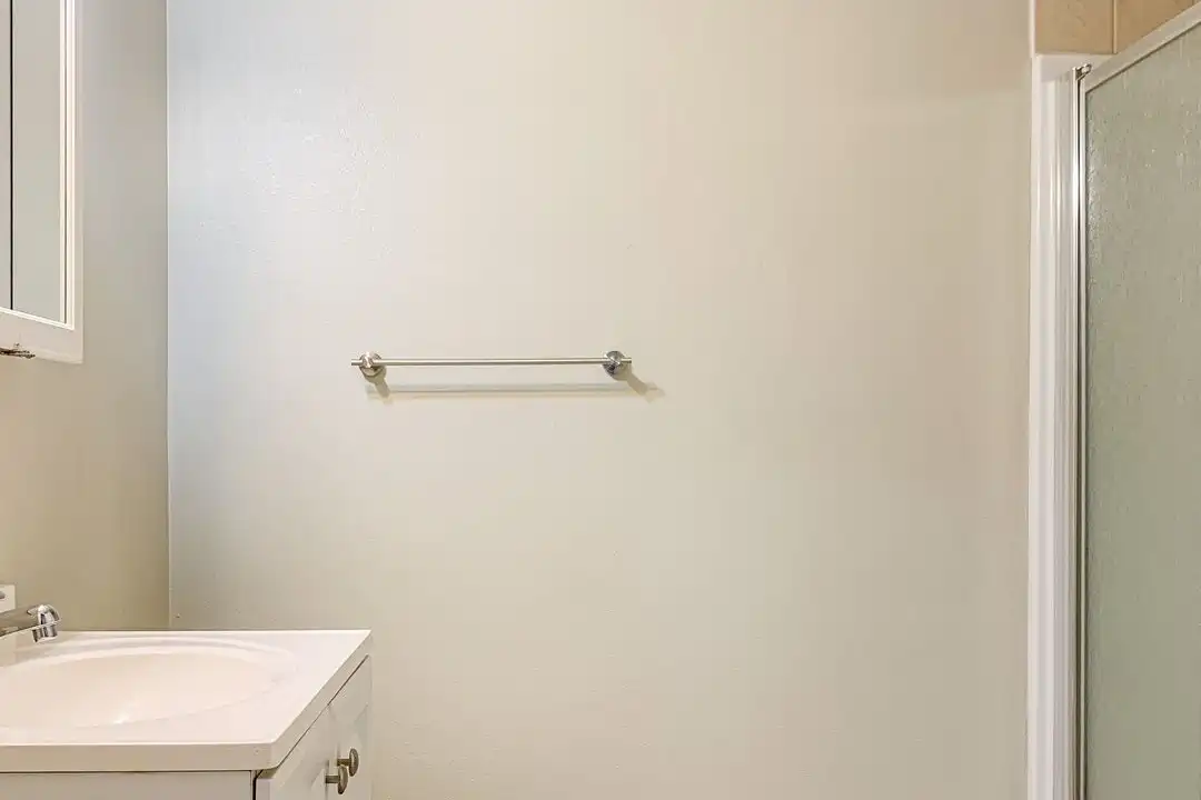 938 N 100th St unit 105 – pohled 6