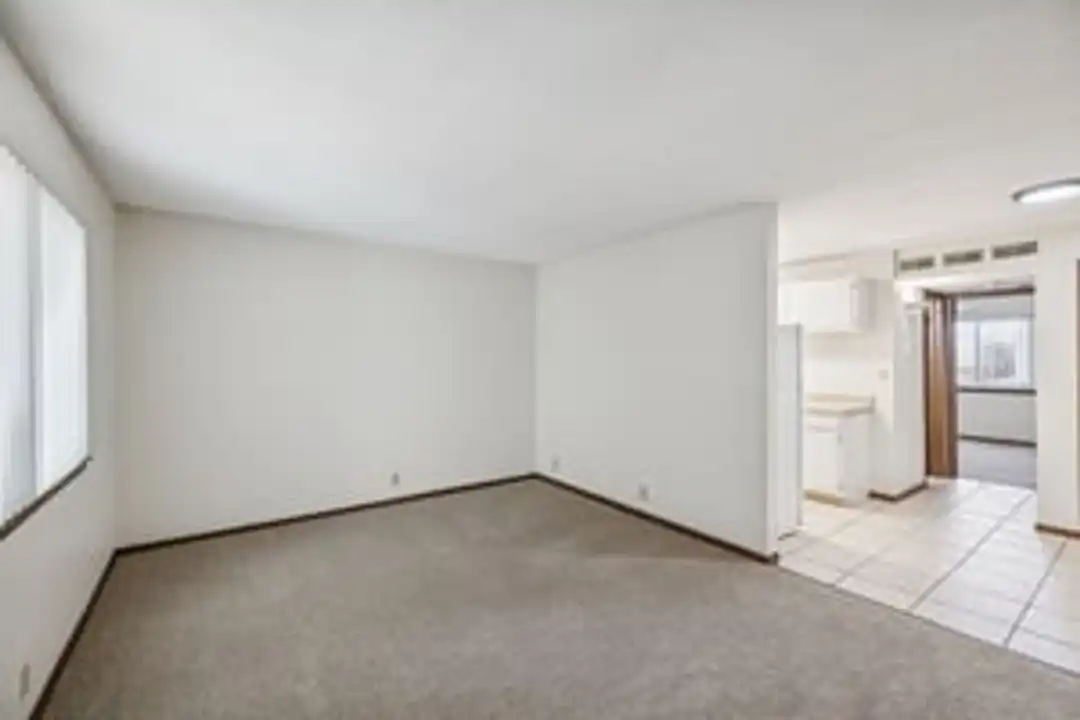 2504 Vine St unit 26 - View 2