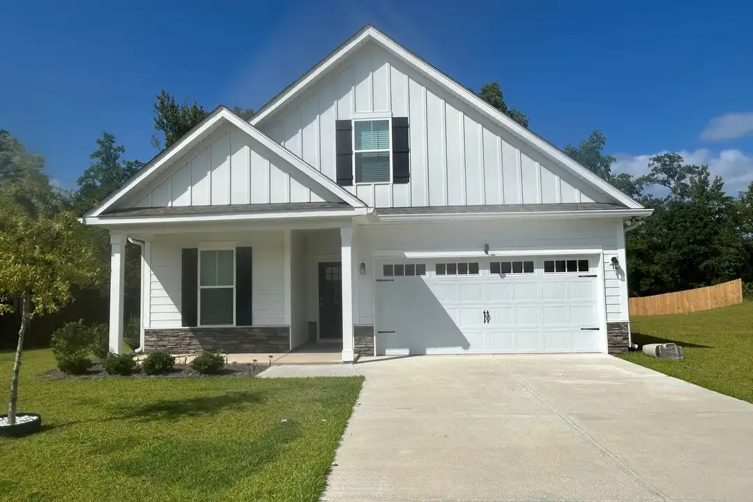 4212 Whitehouse St – photo 1 of 31